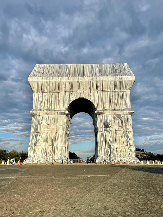 Arc de Triomphe, Wrapped, Paris (1961-2021)